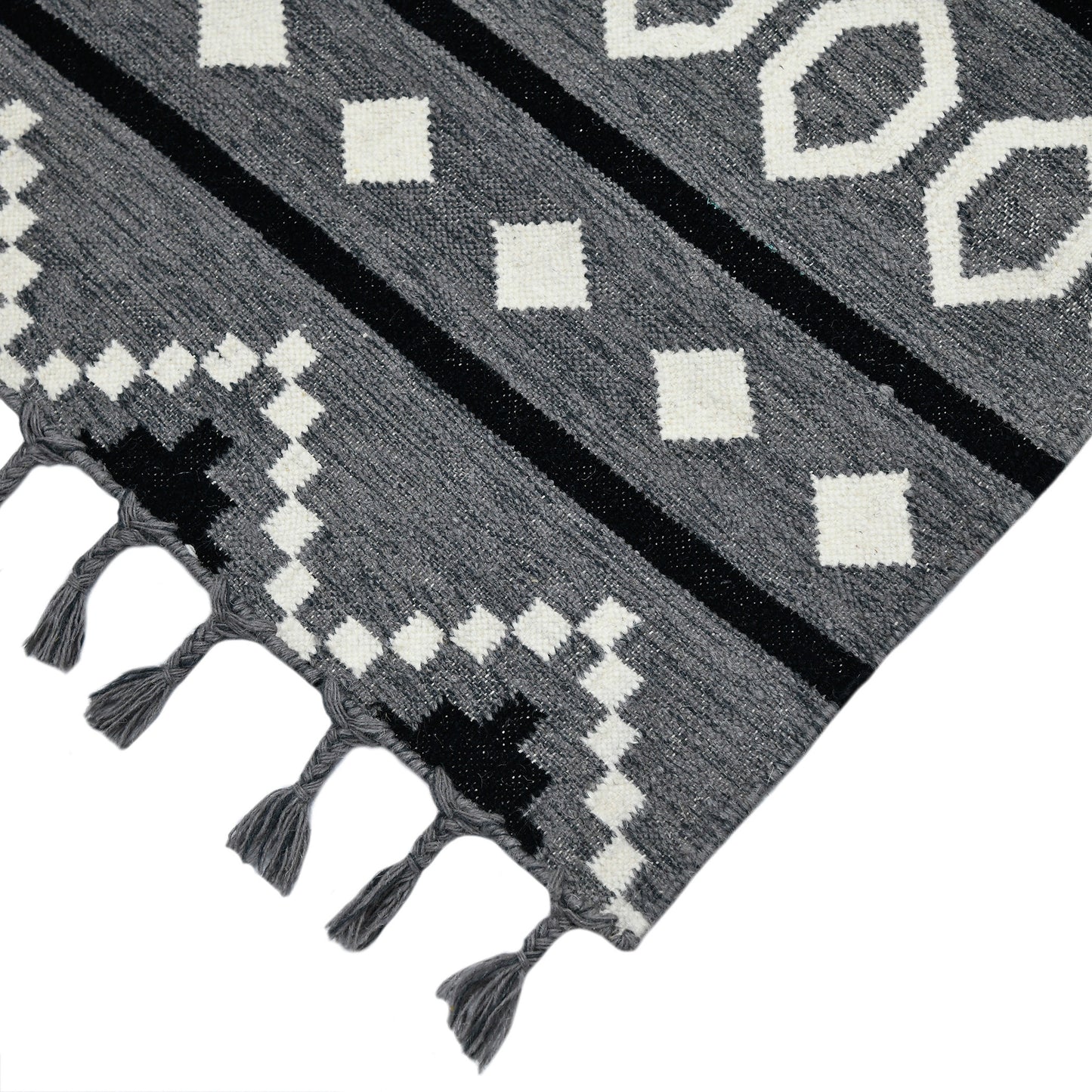 5' X 8' Gray White And Black Wool Tribal Flatweave Handmade Area Rug With Fringe-6