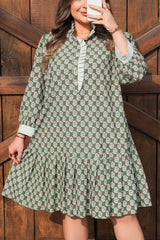 Olivia 4 Sleeve Floral PLUS Dress