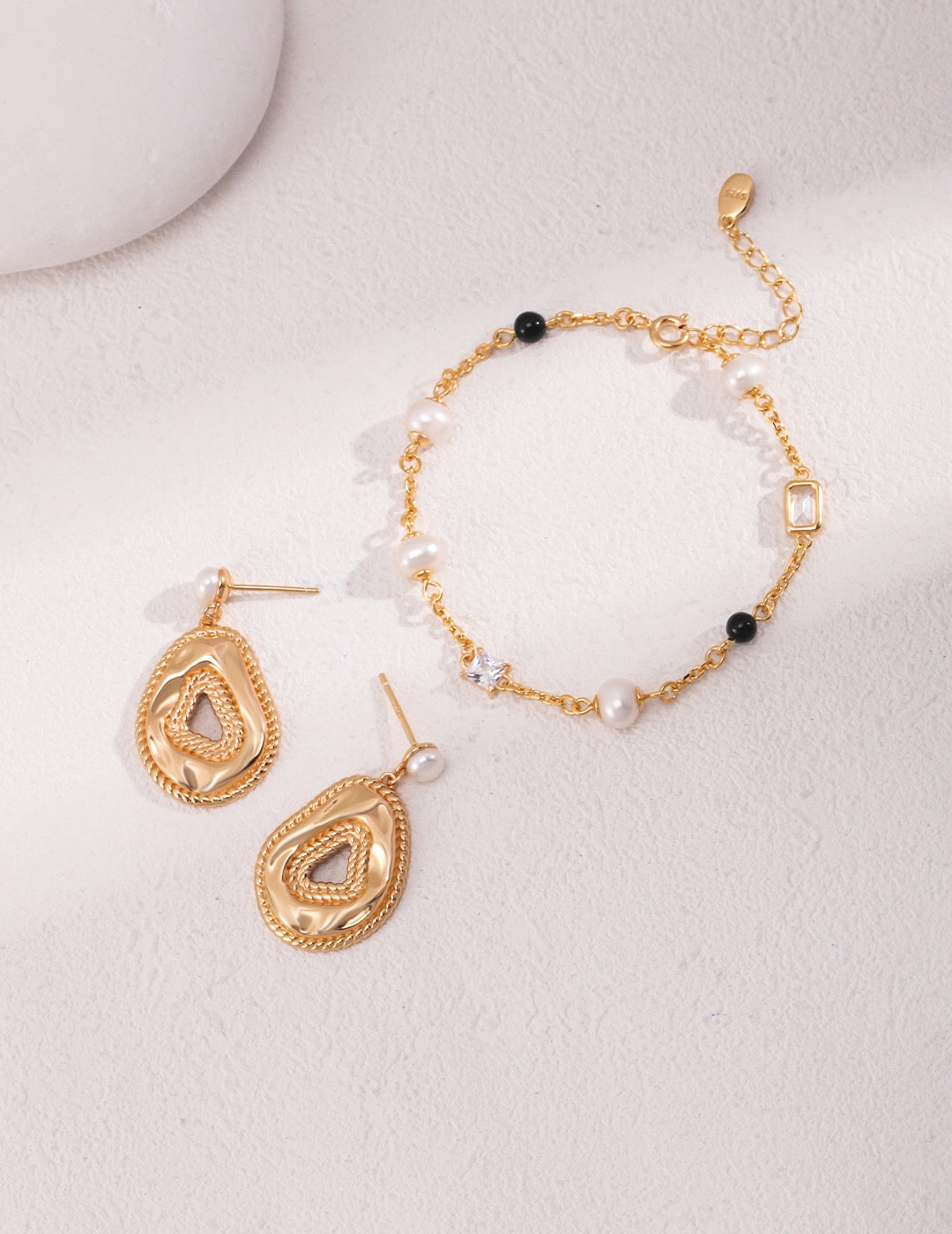 Vintage Style Natural Pearl Drop Earrings-3