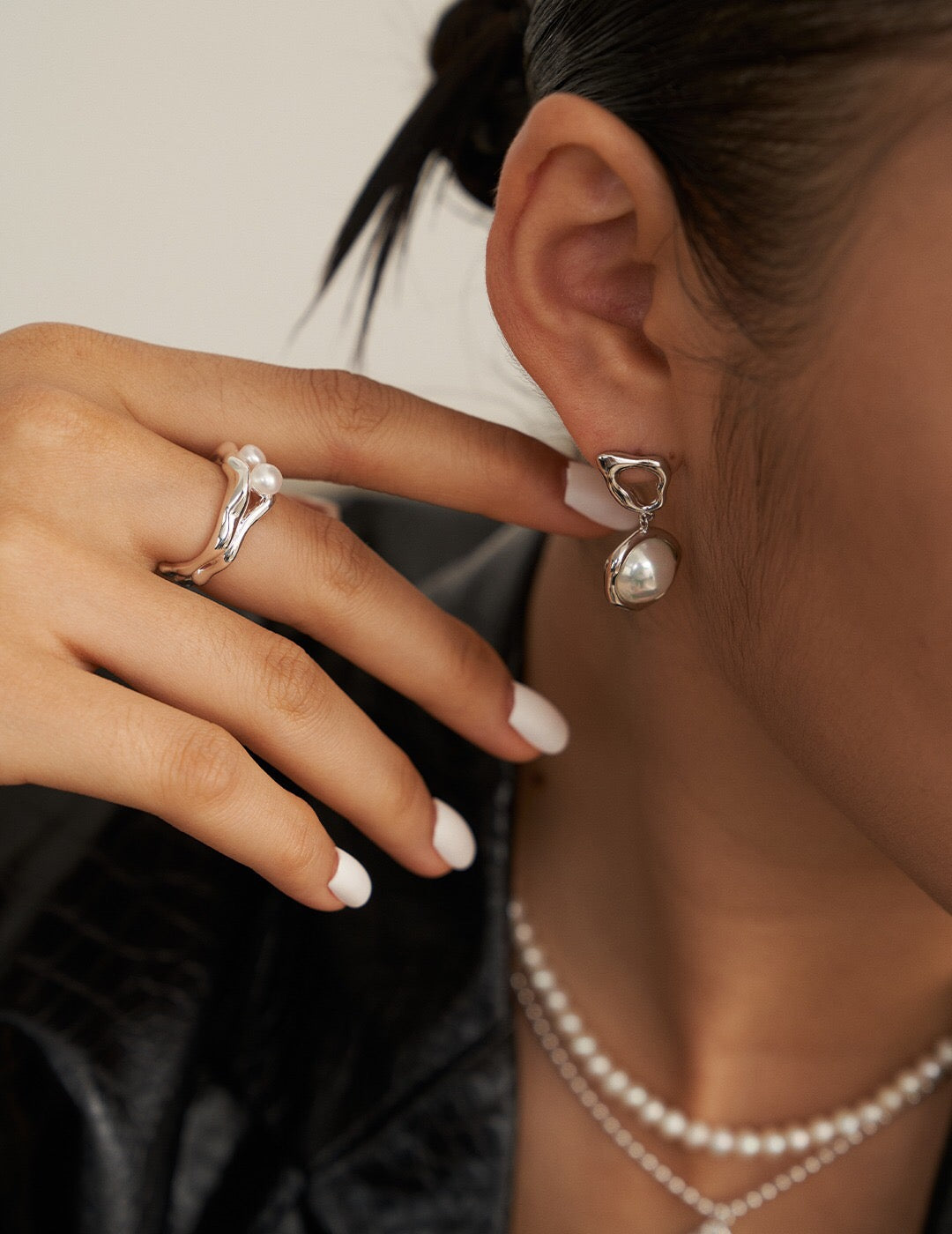 Double Layer Open Pearl Ring-4
