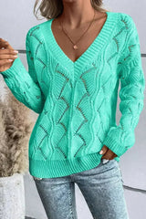 薄荷绿镂空针织V领落肩毛衣