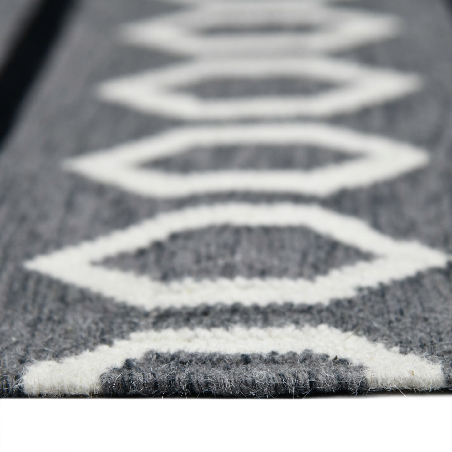 5' X 8' Gray White And Black Wool Tribal Flatweave Handmade Area Rug With Fringe-5