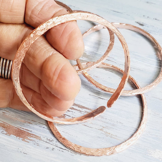 Stackable Hammered Double Canted Angle Bangles