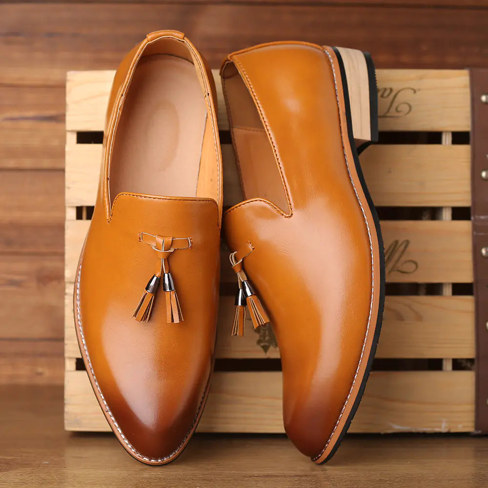 Men's Classic Preppy Style Leather Dress Shoes - Slip-On Style