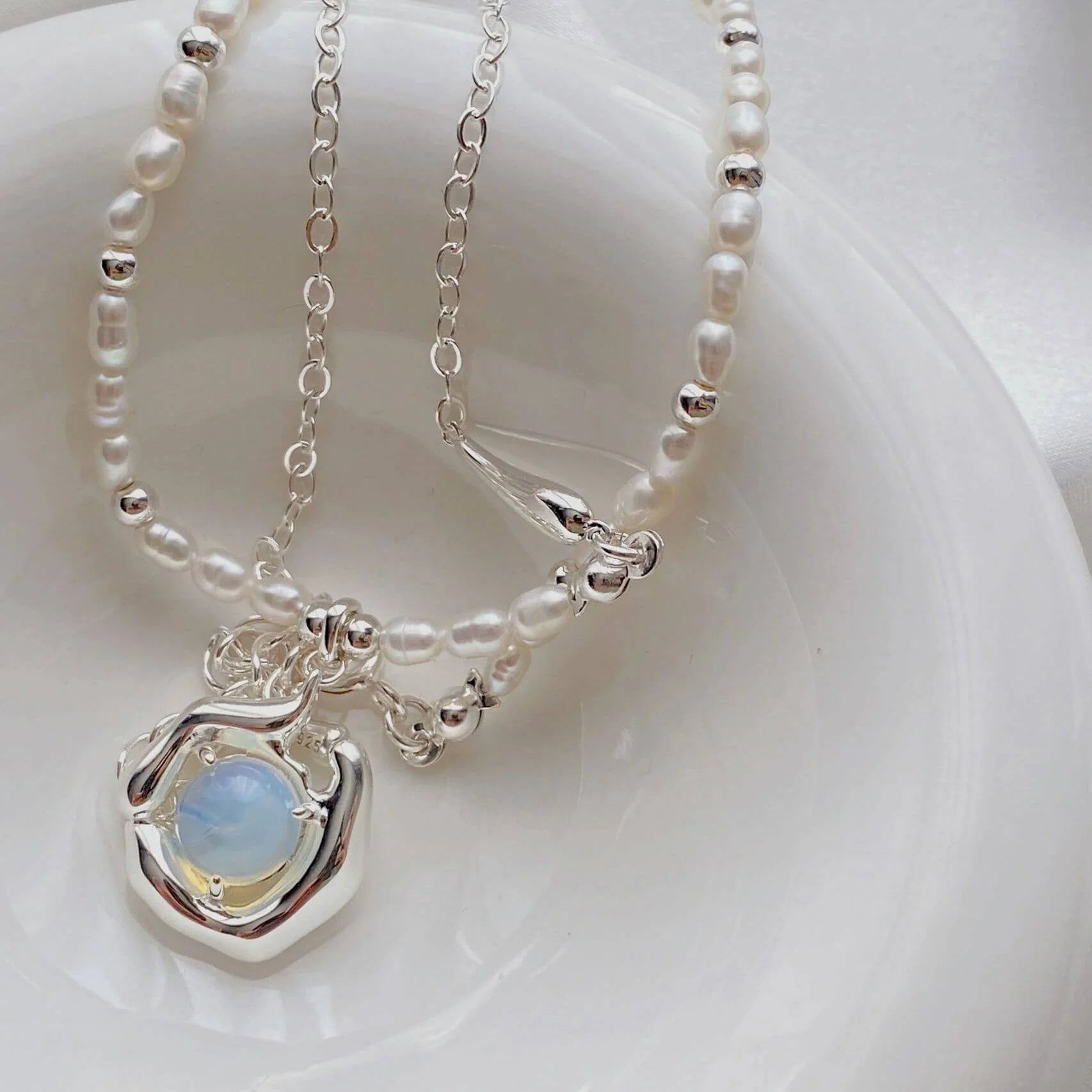 Freshwater Pearl & Moonstone Necklace-4