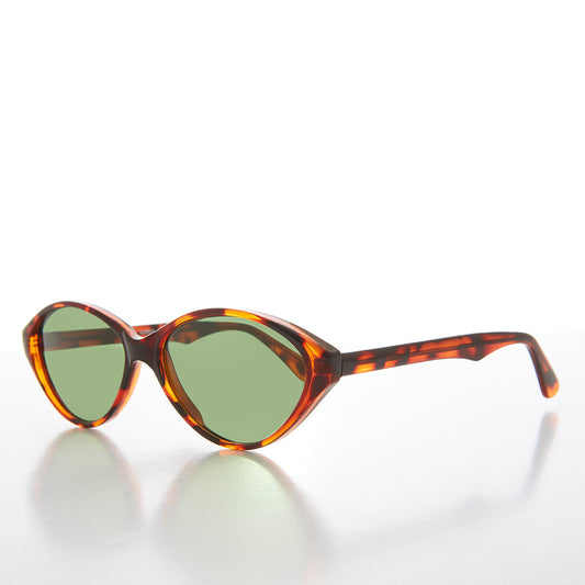 Oval Cat Eye Vintage Sunglass With Glass Lens - Shay