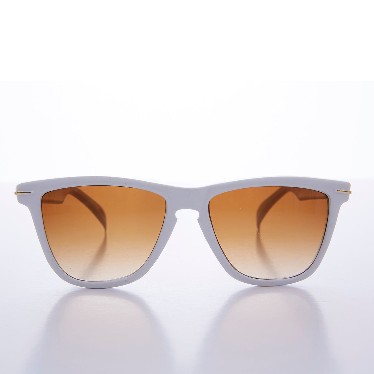 Sporty Horn Rim Hipster Vintage Sunglass - Trent