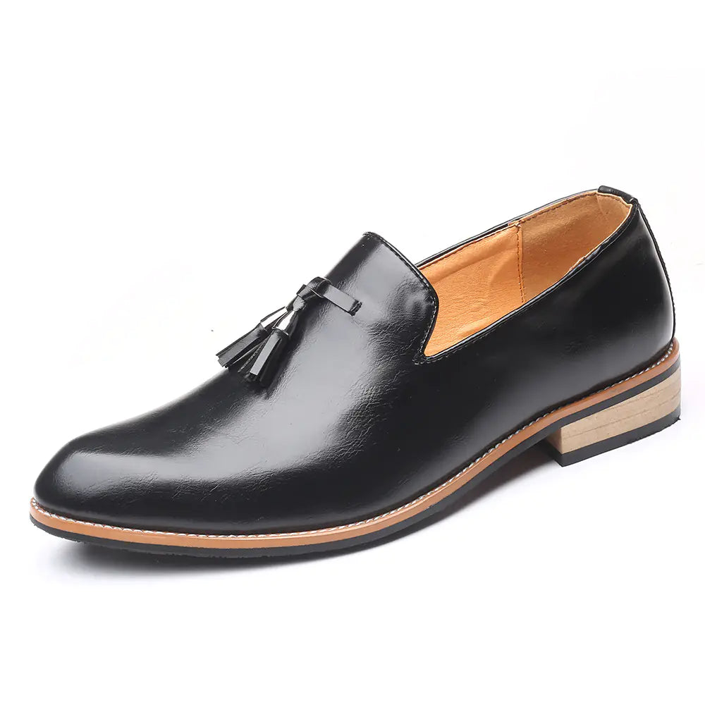 Men's Classic Preppy Style Leather Dress Shoes - Slip-On Style