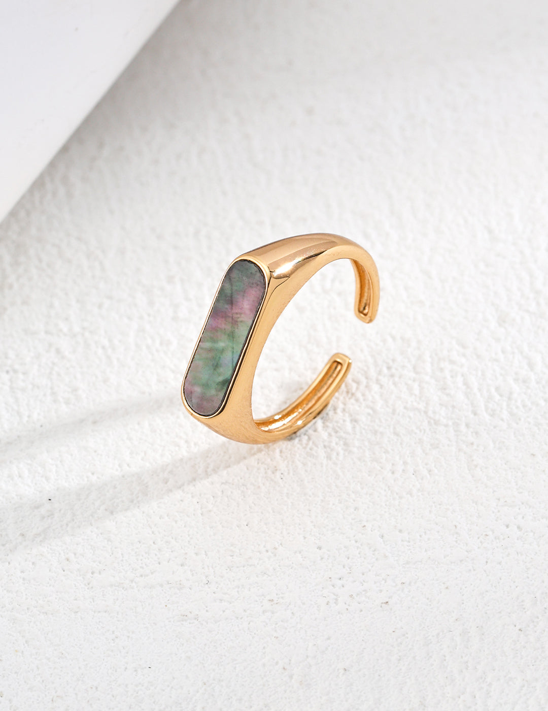 Minimalist Black Shell Open Ring-2